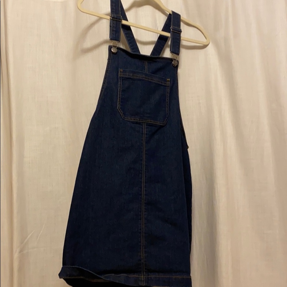 Overall dress